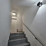 Neubau Mit Balkon