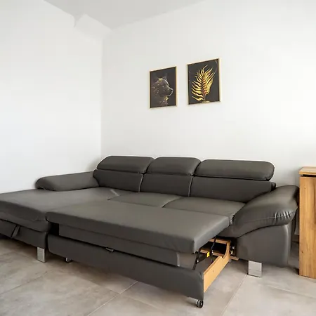 Neubau Mit Balkon *