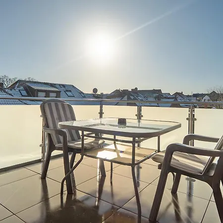 Neubau Mit Balkon Apartment