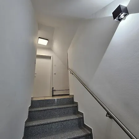 Neubau Mit Balkon