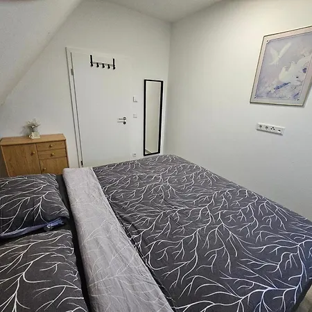 Apartmán Neubau Mit Balkon *
